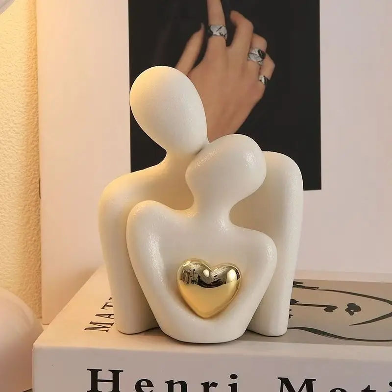 1Pc Romantic Love Embrace Statue Ornament Couple Set Bedroom Interior Decoration