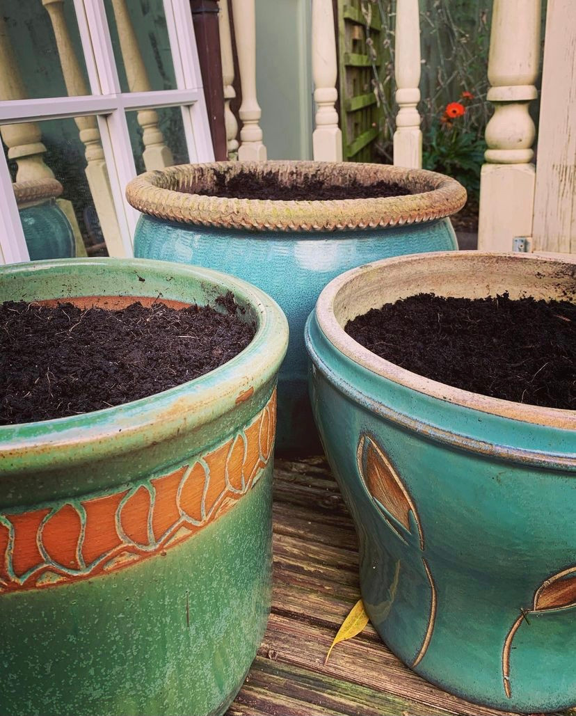 Flower pots