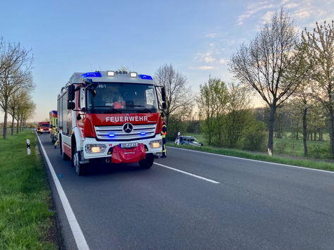 Einsatz Nr. 12 - 30.04.2023 | 05:27 Uhr - 06:45 Uhr | TH2: VU PKW