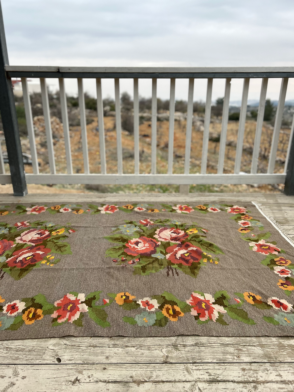 תמונה ממוזערת: שטיח מרים