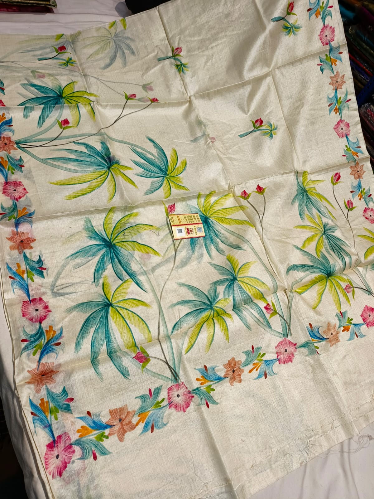 db Tussar Heavy Pallu Bandej Saree