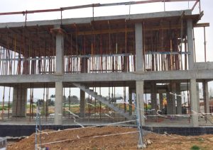 Aardbevingsbestendige bouw Portugal-beton skeletbouw