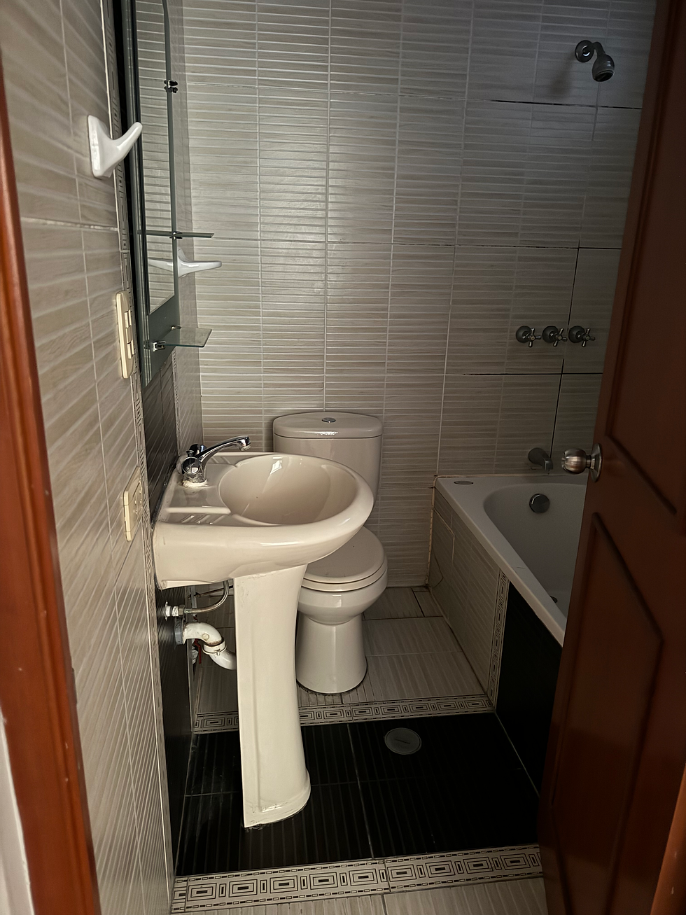 Baño Dorm 2