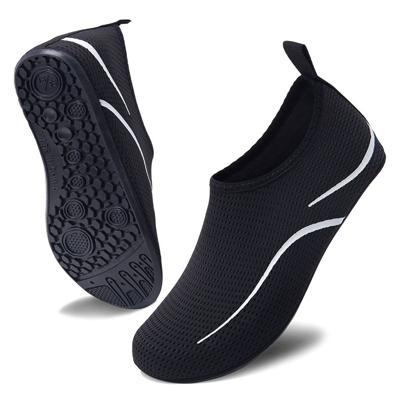 Quick-drying Men Aqua Shoes Summer Lightweight Women's Beach Shoes Soft Couple W