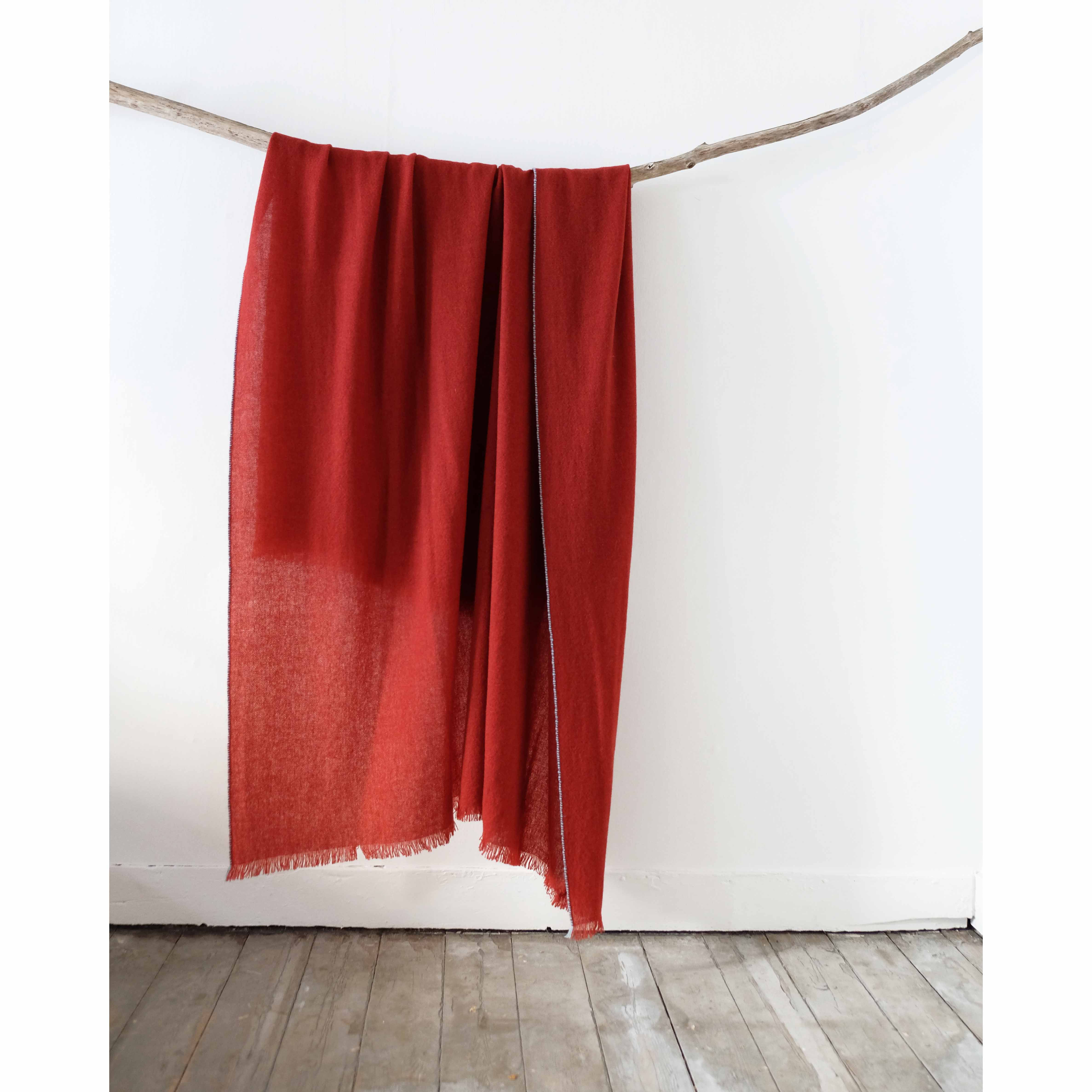 100% Cashmere Blanket | Teixidors | Handwoven in Spain