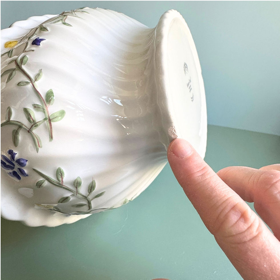 Thumbnail: Johnson Bros 12" Handled Basket - Summer Chintz "England 1883"