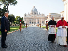 Trump Challenges the Vatican as Tensions Rise with Pope Leo XIV