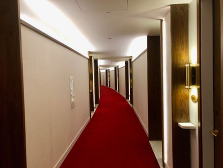 Elevator and Doorway Etiquette: Small Courtesies in Shared Spaces