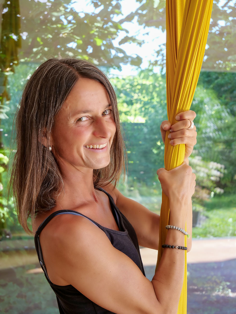 Brigitte-Gerzner-Flying-Yoga-Willkommen-1