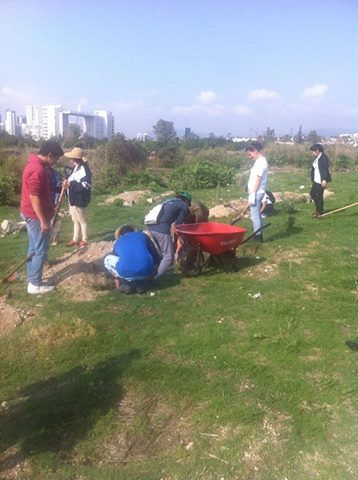 Reforestación del #‎BosquePedagógicodelAgua