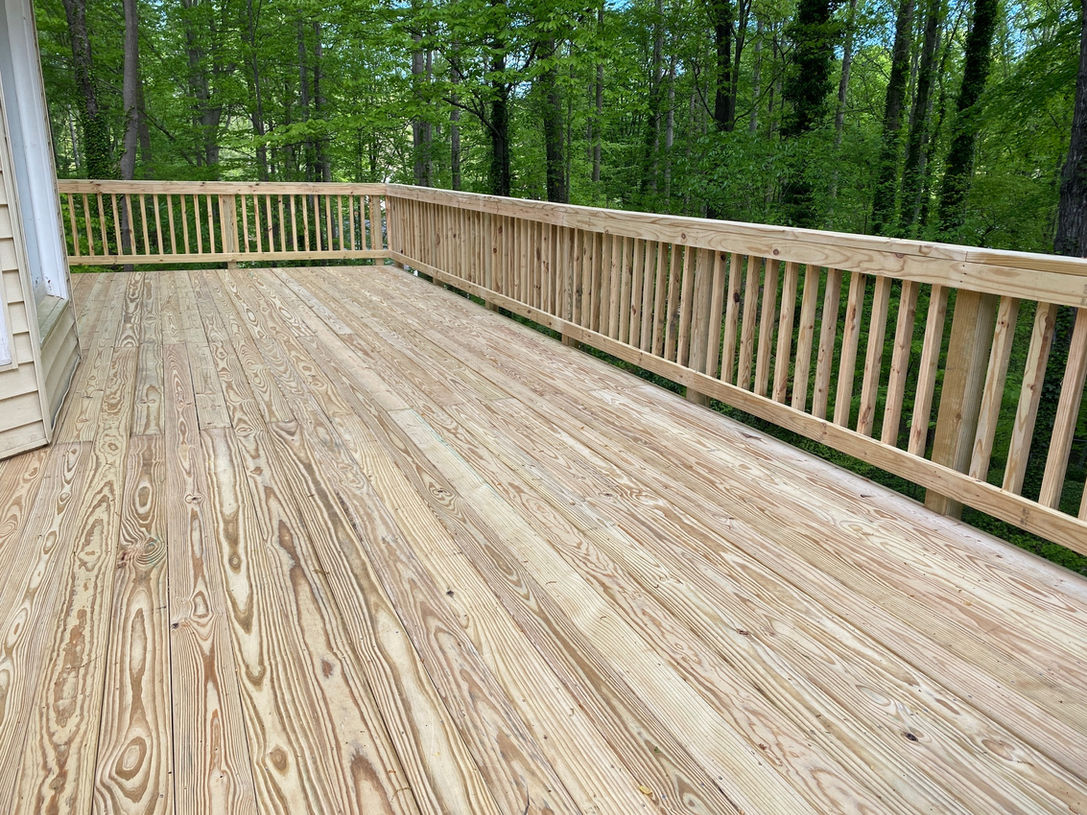 residential pine deck build