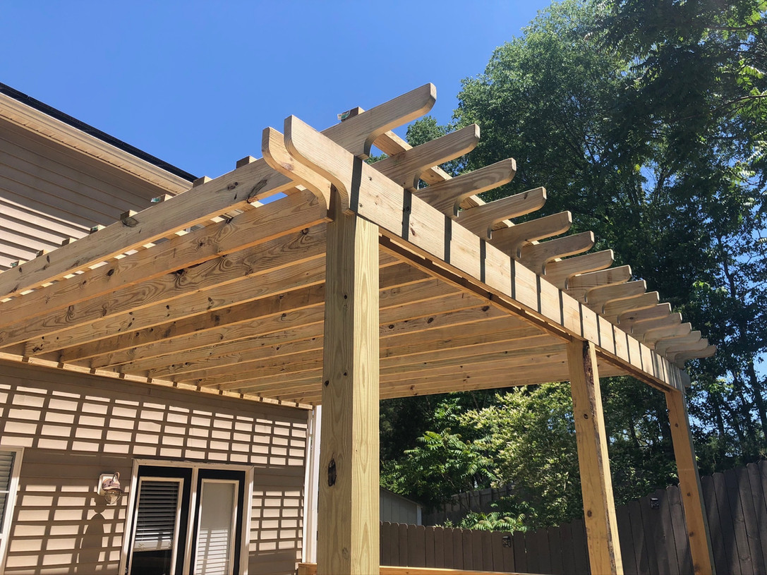 Outdoor Fence & Deck Contractors Greenville, Spartanburg