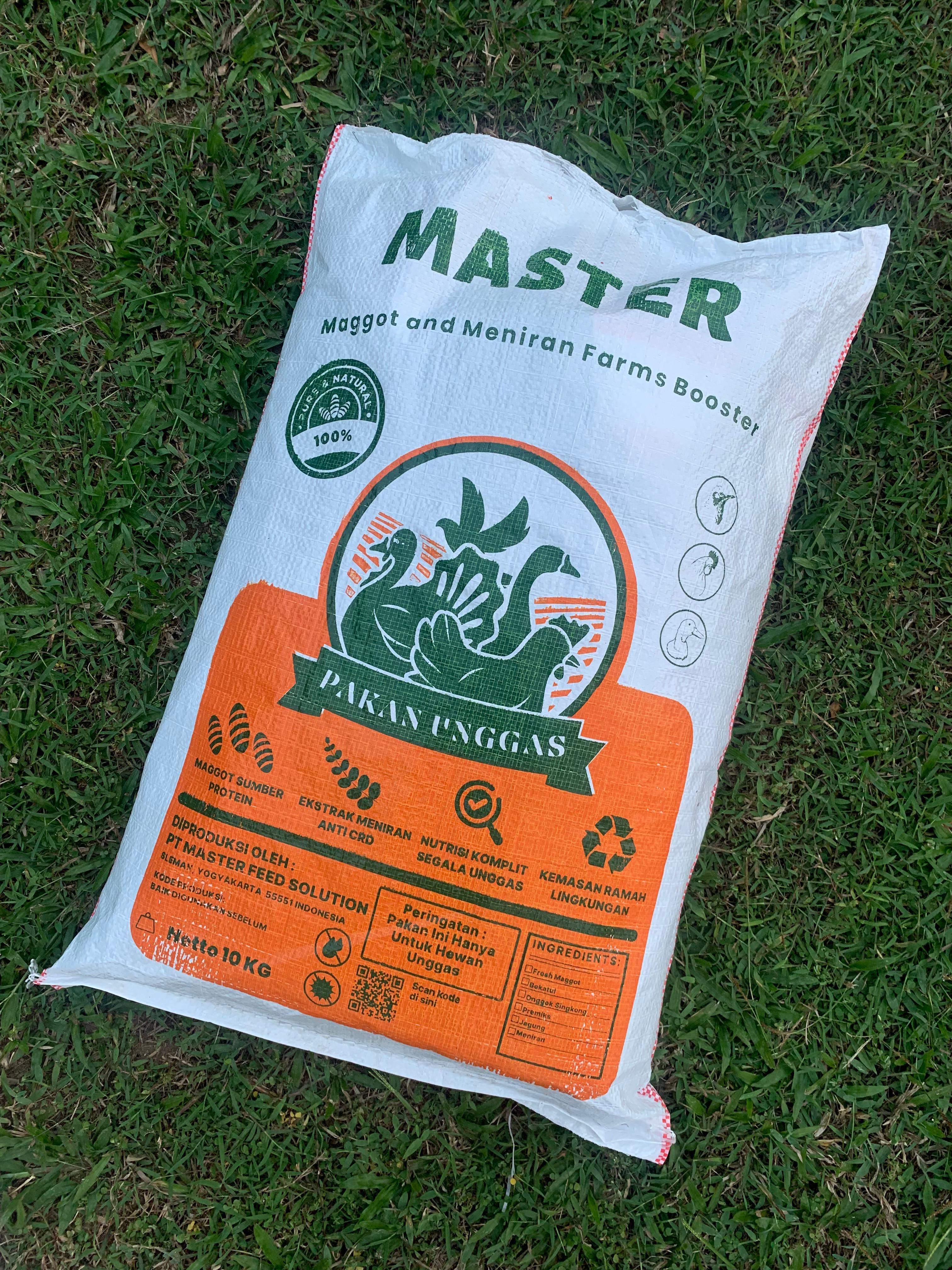 PAKAN UNGGAS MASTER (Maggot and Meniran Farm Booster) Bagor 10 Kg