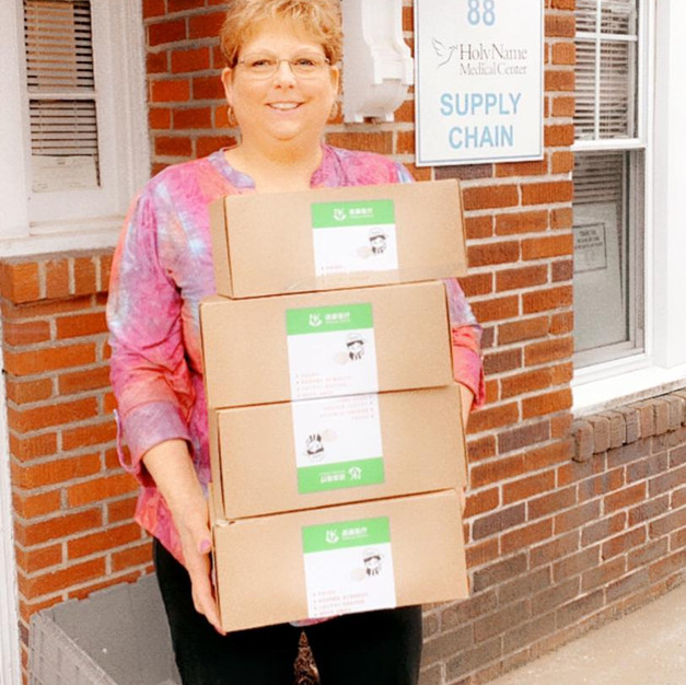 200 Masks Delivered to Holy Name Hospital in Teaneck, New Jersey
