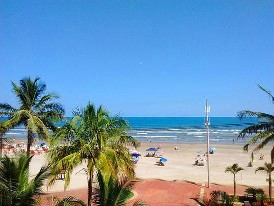 FOTO AÉREA DE PRAIA