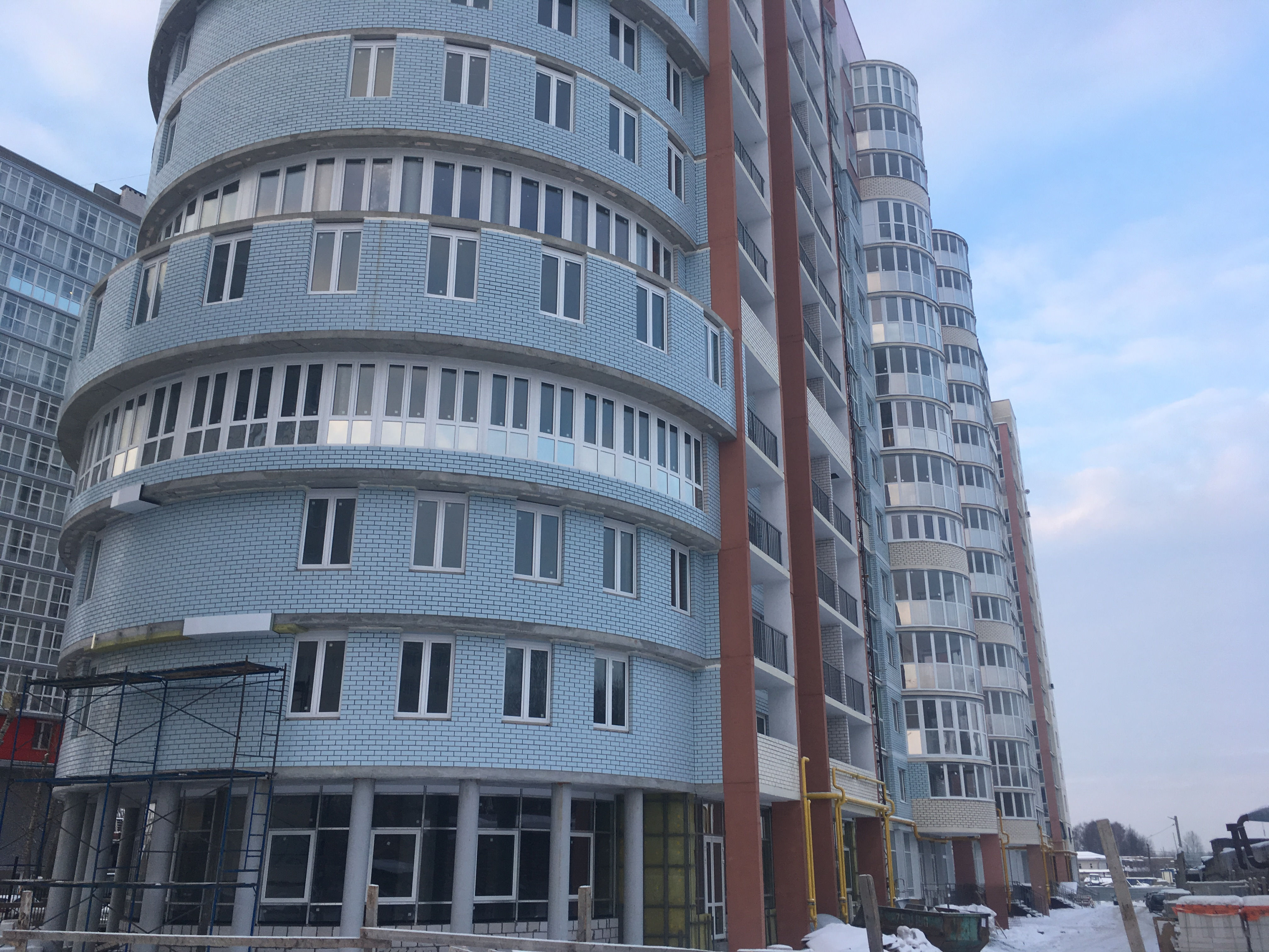 2-комн. кв. 76,2кв.м. 1-я Трусова д.2