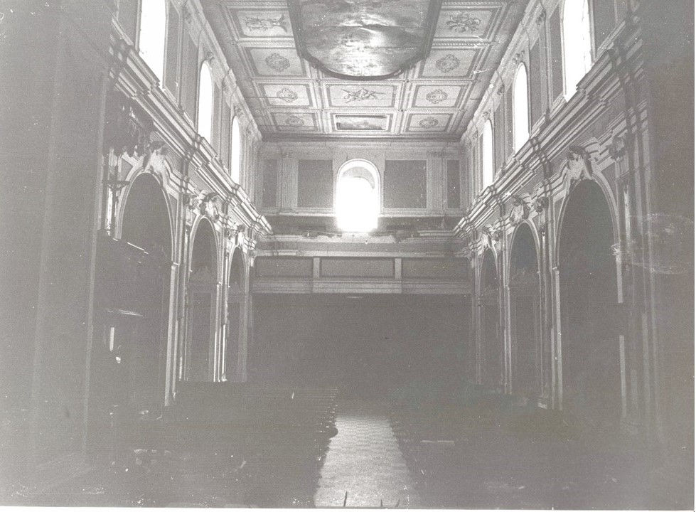 Thumbnail: Ceiling canvases Church Body of Christ