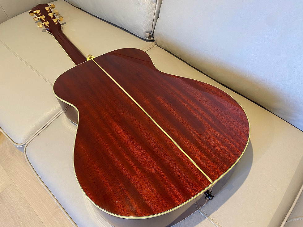 Thumbnail: Yamaha LSX 400 Acoustic Luthier Made Guitar