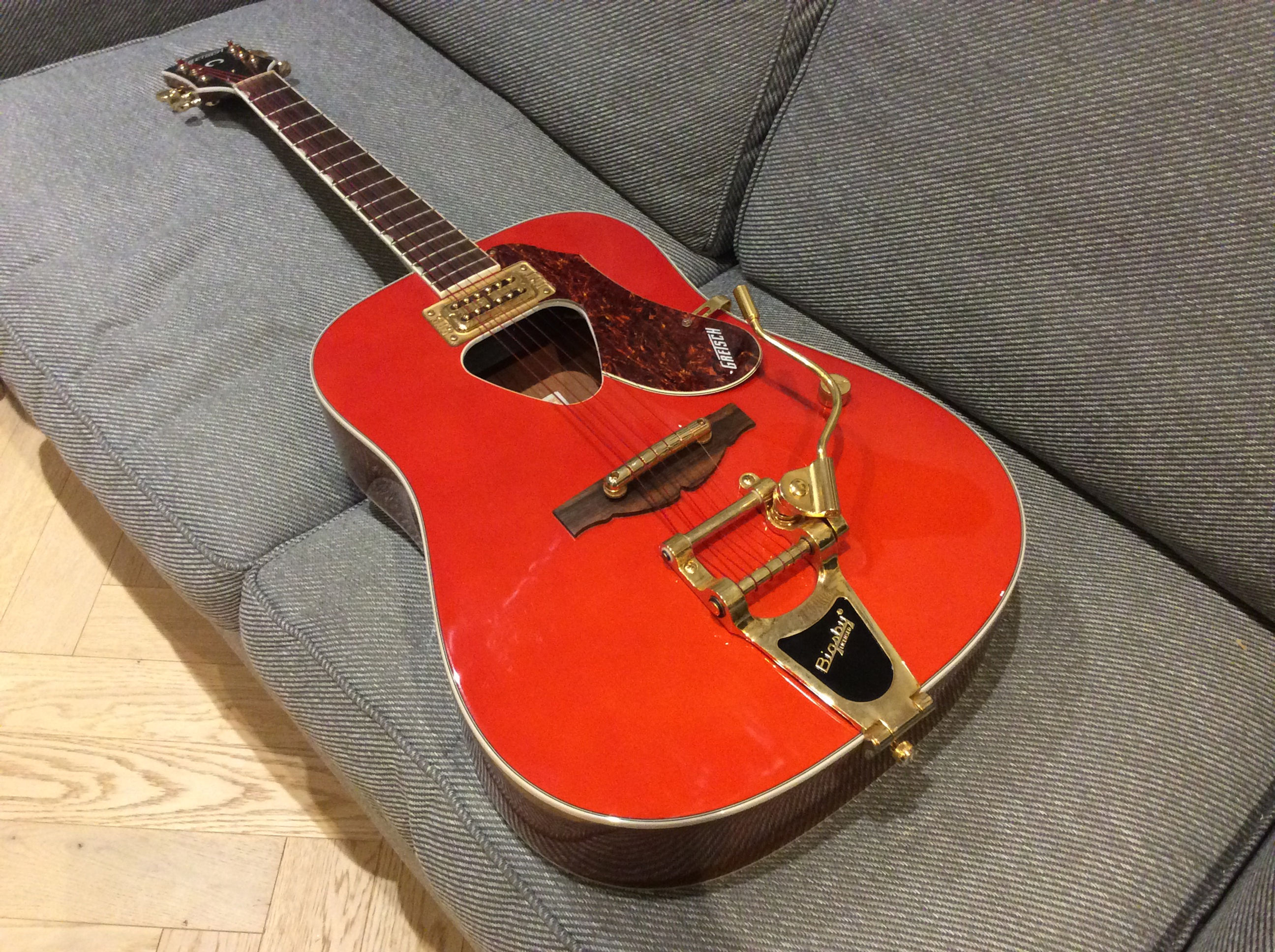 Gretsch G5034 TFT With Bigsby