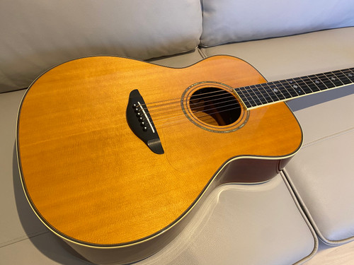 Yamaha LSX 400 Acoustic Luthier Made Guitar The Guitar Shack