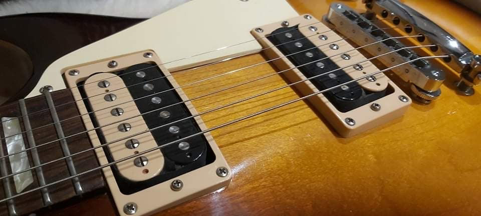 Thumbnail: Gibson Les Paul Studio Deluxe 2010