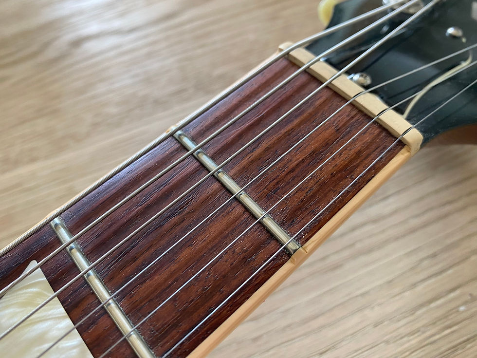 Thumbnail: Gibson SG Standard T 2016 and Hard Shell Case