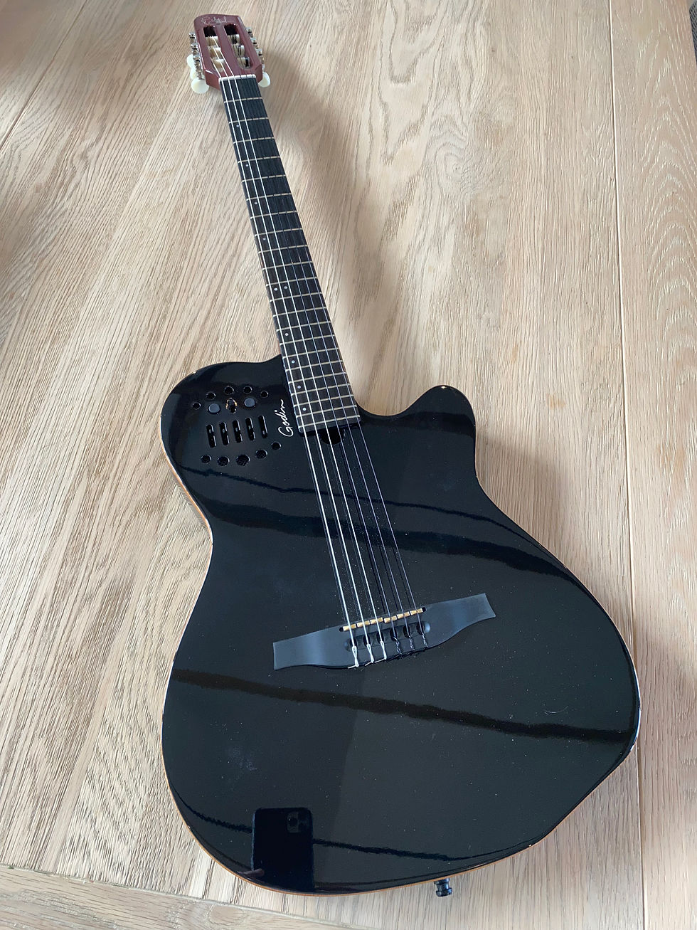 Godin Multiac ASC Slim SA Cedar Black