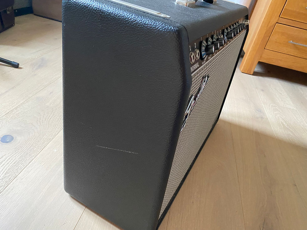 Thumbnail: Fender Deluxe Reverb Tone Master Amp