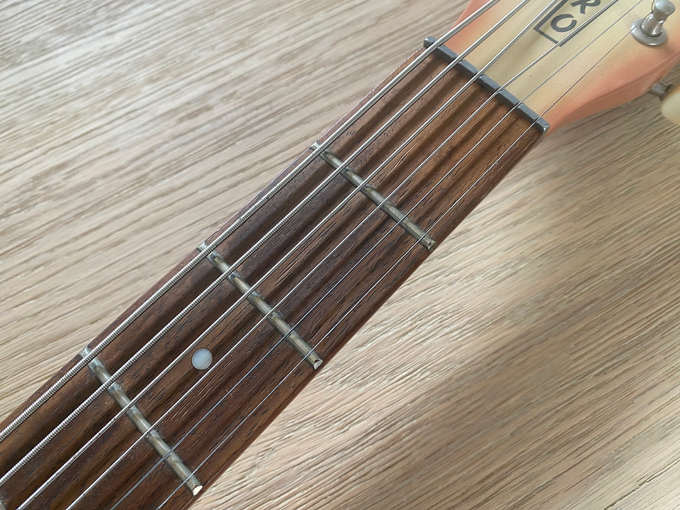 Thumbnail: Danelectro Baritone 56 U2