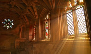 Fenster-Licht in der Kirche