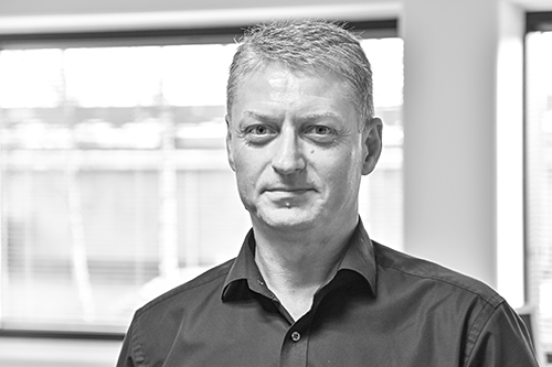 Per Larsen, Symbrios representant i Danmark