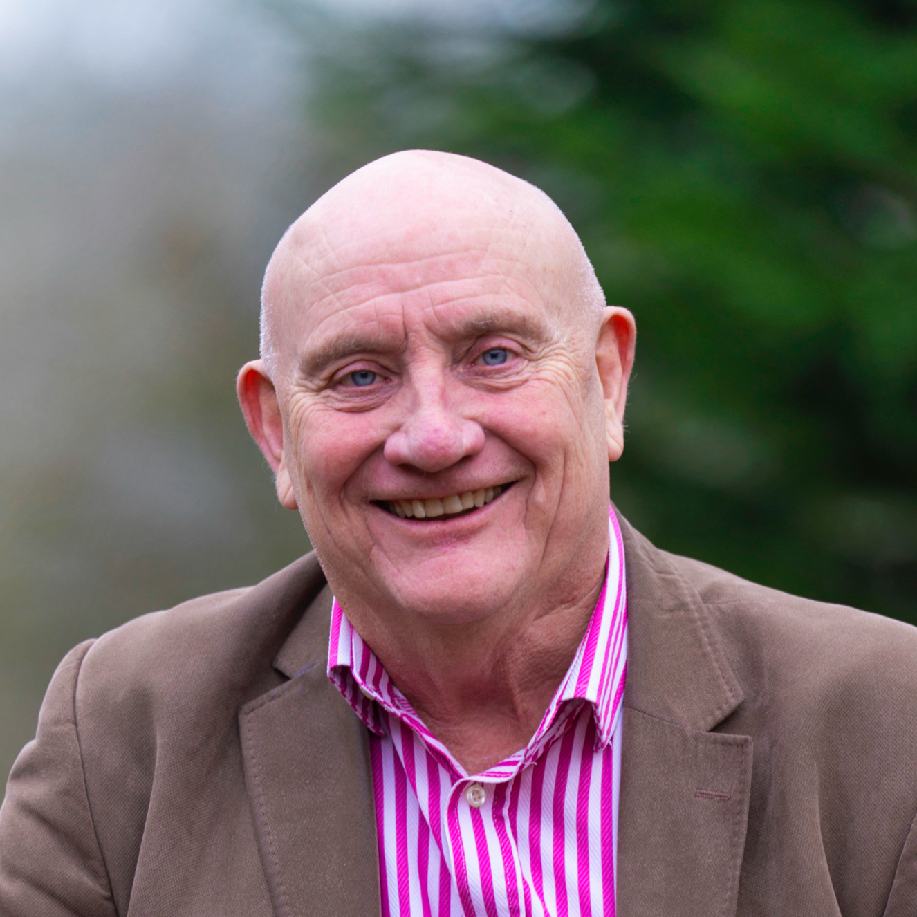 Writer: Martin Powell