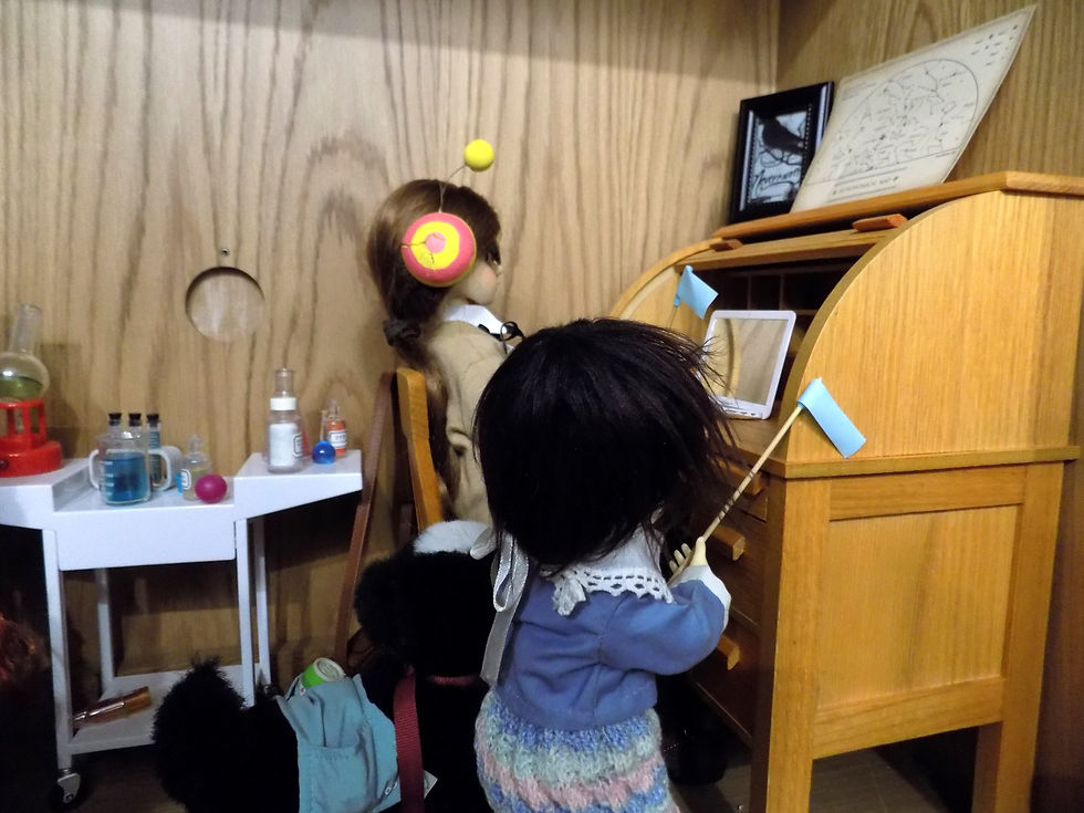 Same characters, setting and poses as before, but this time Aster and Nurit are waving blue flags. Nurit's face bandanna is more visible in this image.