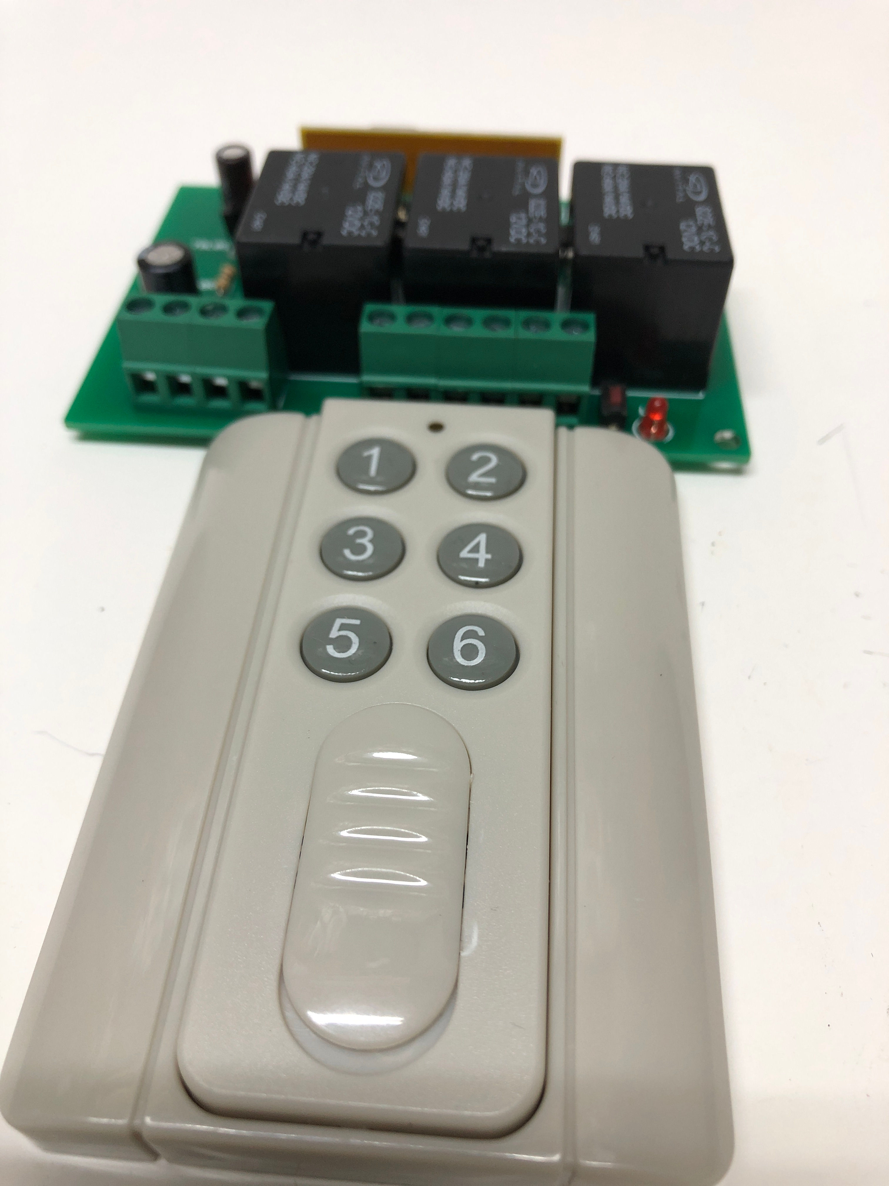 3 KANAL UZAKTAN KUMANDALI 30AMPER