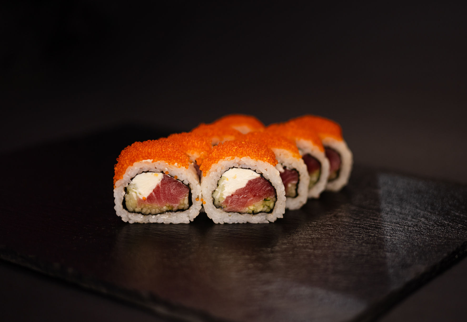 California tuna (tobiko)