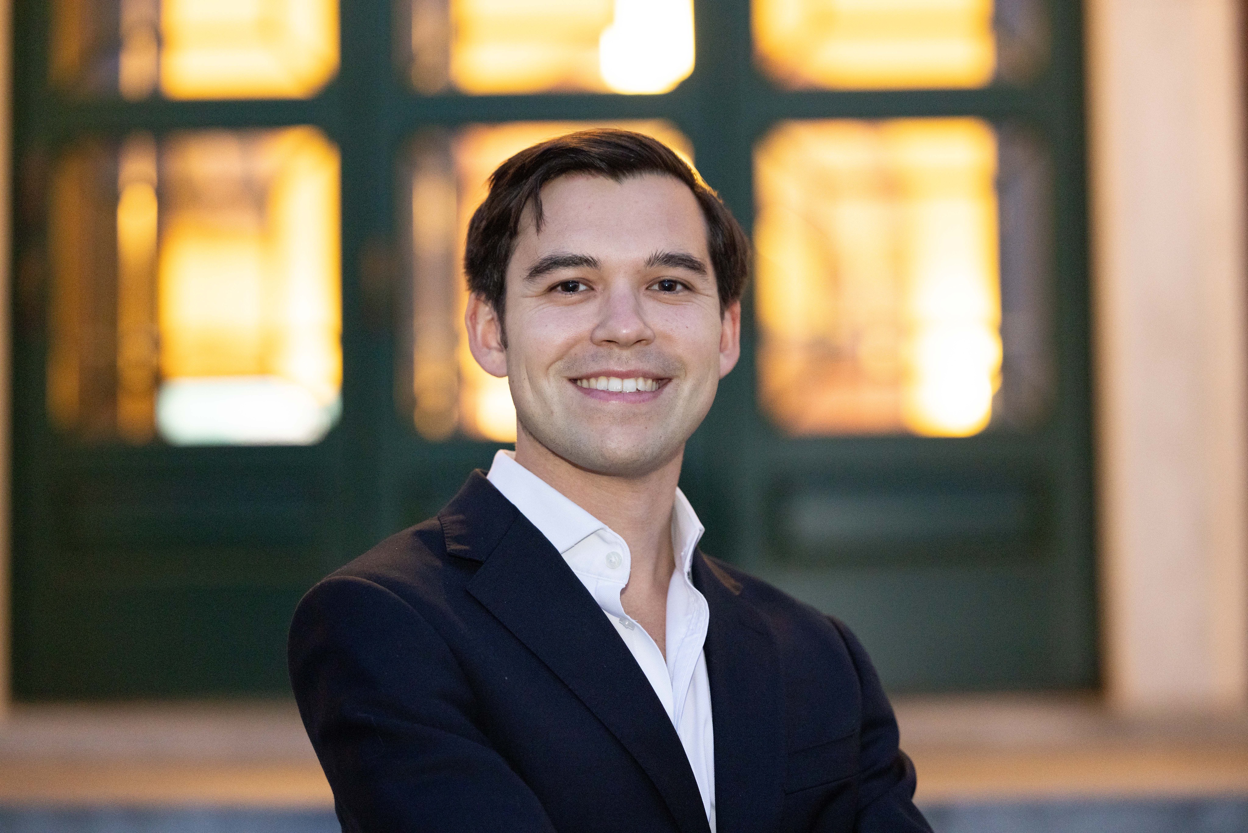 Writer: Sasha Zaroubin