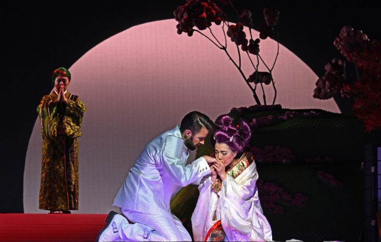Madama Butterfly