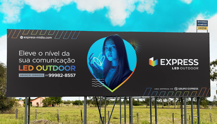 Mídia Urbana Ponto com três (04) Outdoors estrada sentido Campos/Porto do Açú, Km 10. São João da Barra.