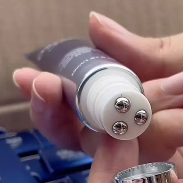 Thumbnail: 3W CLINIC Collagen Retinol Ball Eye Serum (30m)