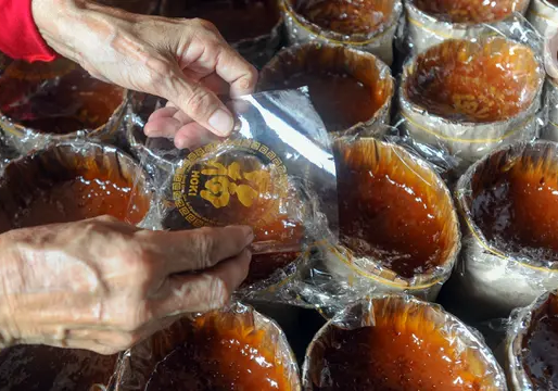 Lika-liku Akulturasi Makanan Imlek di Indonesia