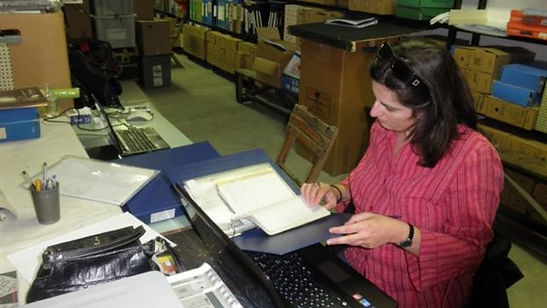 Αρχειοθετώντας το θέατρο. Καταγραφή και ψηφιοποίηση του αρχείου του Ιταλού σκηνοθέτη Ρομέο Καστελούτσι