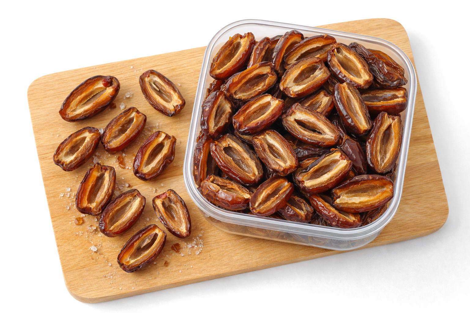Organic Turkish Dried Date Halves – Naturally Sweet & Sun-Ripened