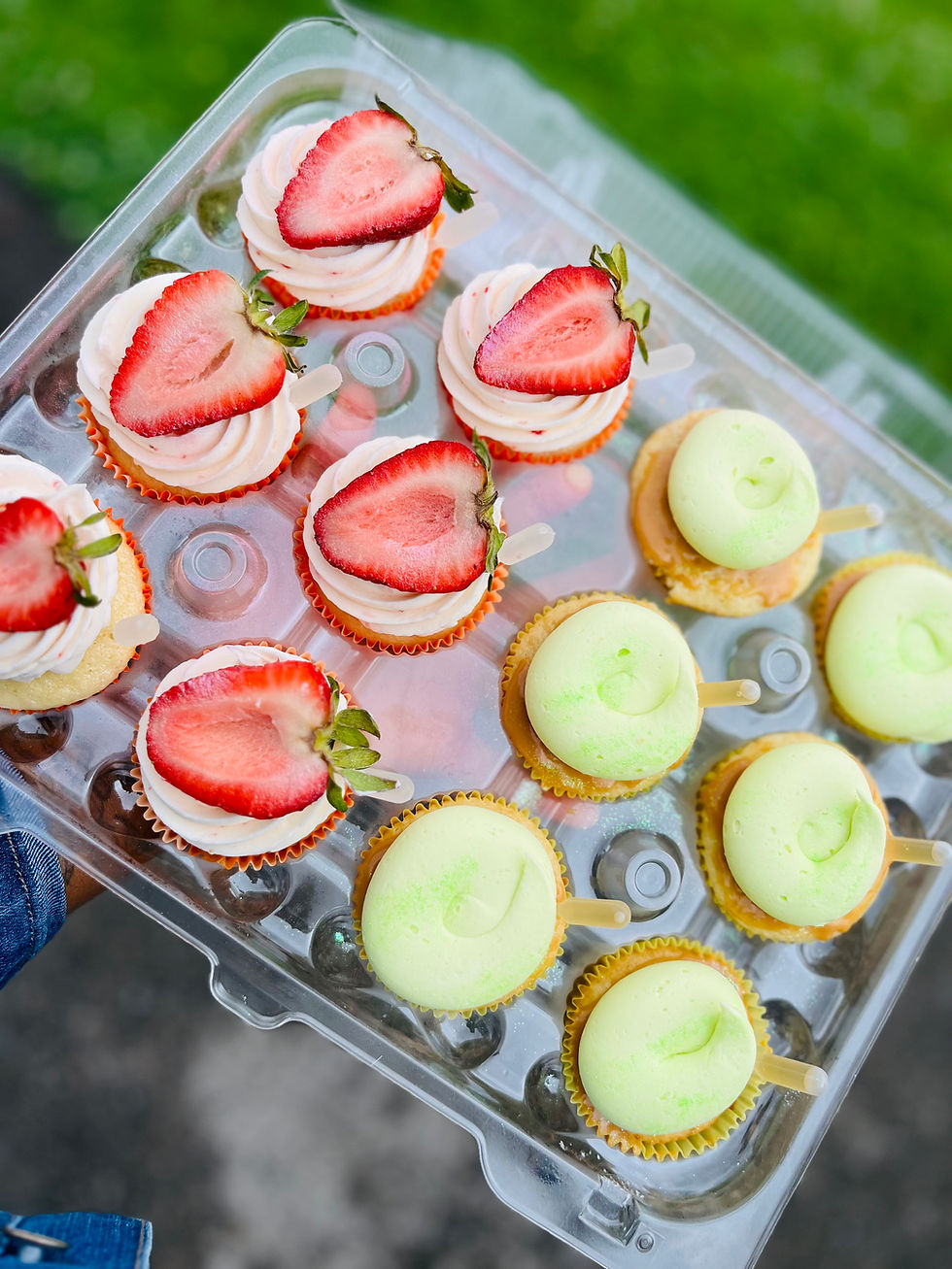 moscato n crown kupcakes