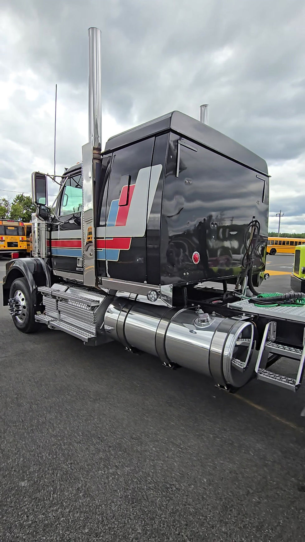 Miniature : WESTERN STAR 4900SF 2020