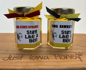 Hawkeyes and Cyclones sting like a bee.jpg