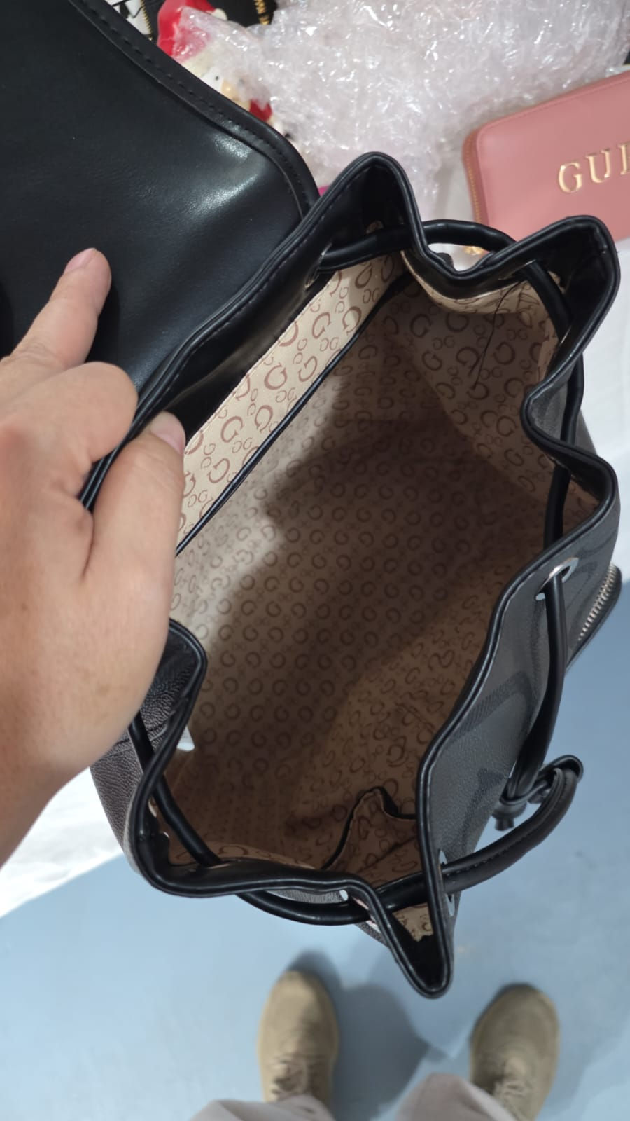 Miniatura: Mochila Guess