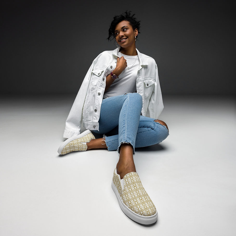 Thumbnail: White Women’s Slip on Shoes in Waterproof Canvas with Anatomical Sole