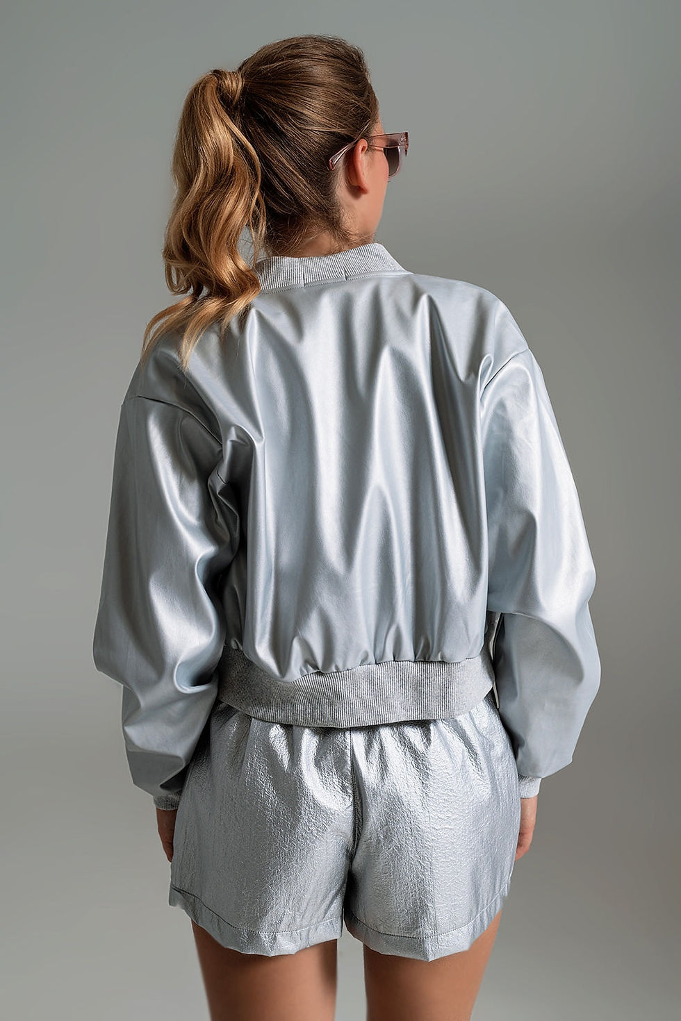 Metallic Bomber Jacket With Front Pockets in Silver, woman clothing coats, ασημί μεταλικό τζάκετ σακάκι μπουφάν με τσέπες