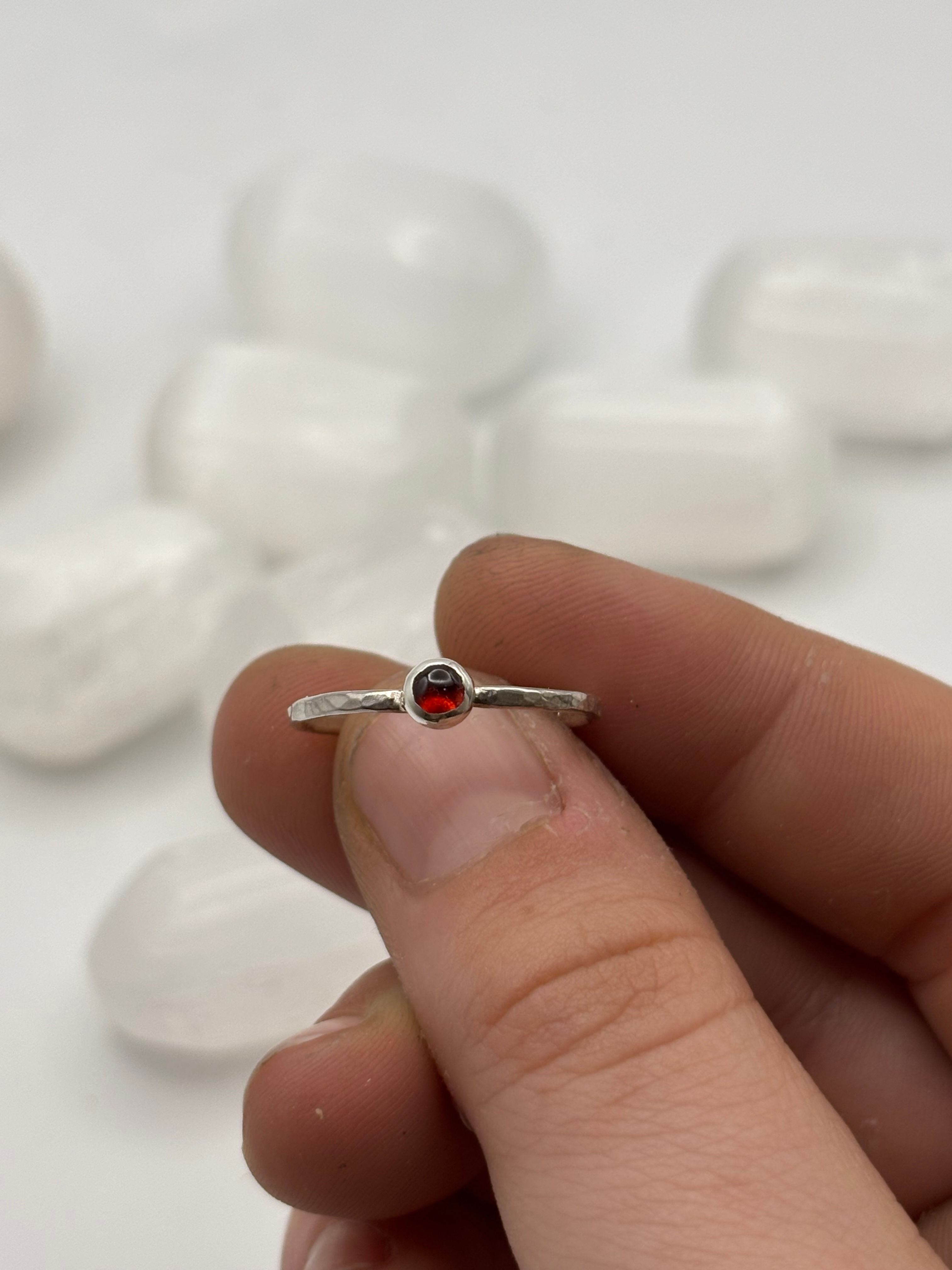 Stackable Garnet Ring with Hammered Band