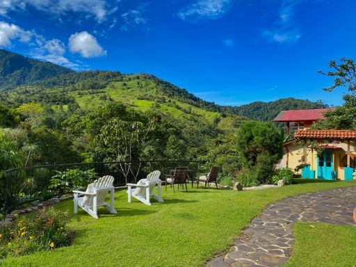 Thumbnail: Sloth Tour